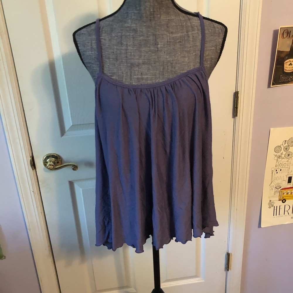 flowy tank